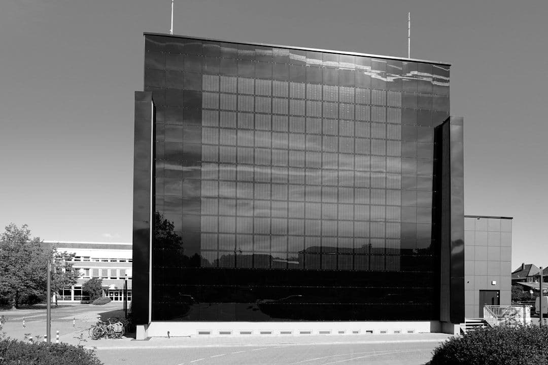 Bauturbo stockt – DACH-Immobilienmarkt 2025/26